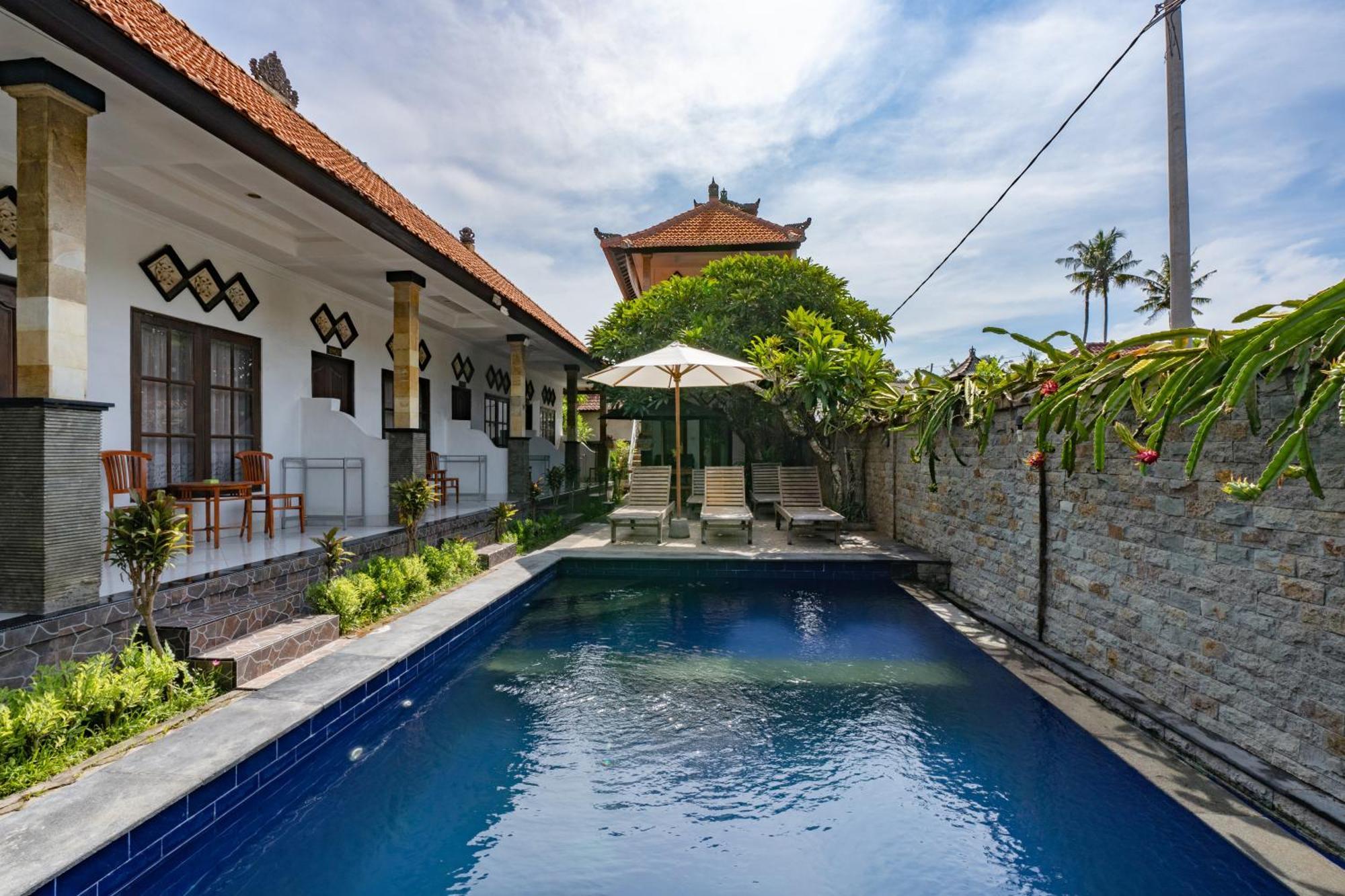 Widia Homestay Nusa Lembongan Exterior photo