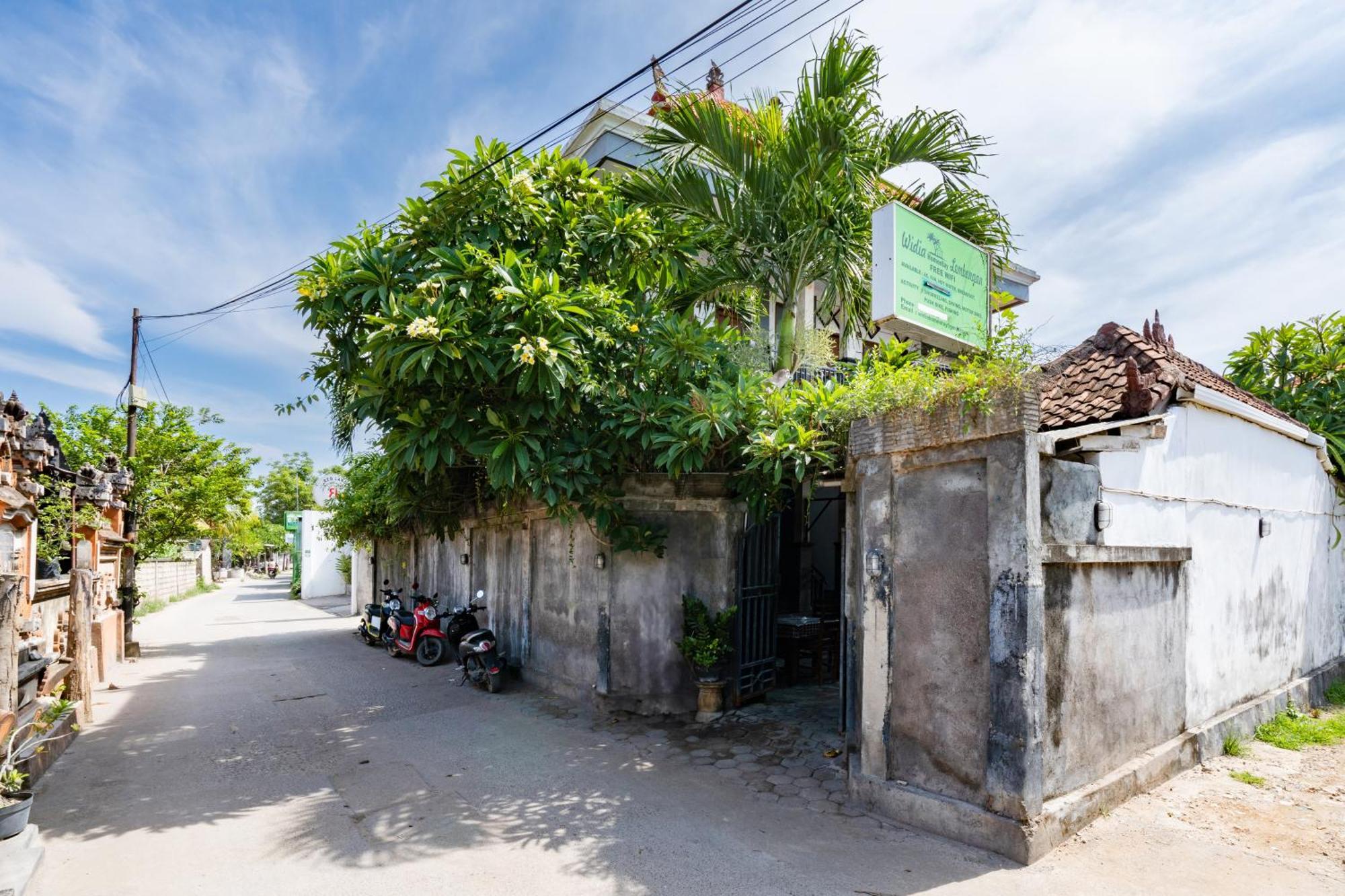 Widia Homestay Nusa Lembongan Exterior photo